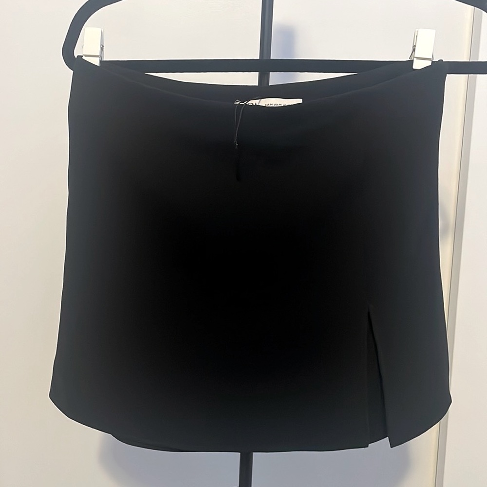 Zara Black mini skirt